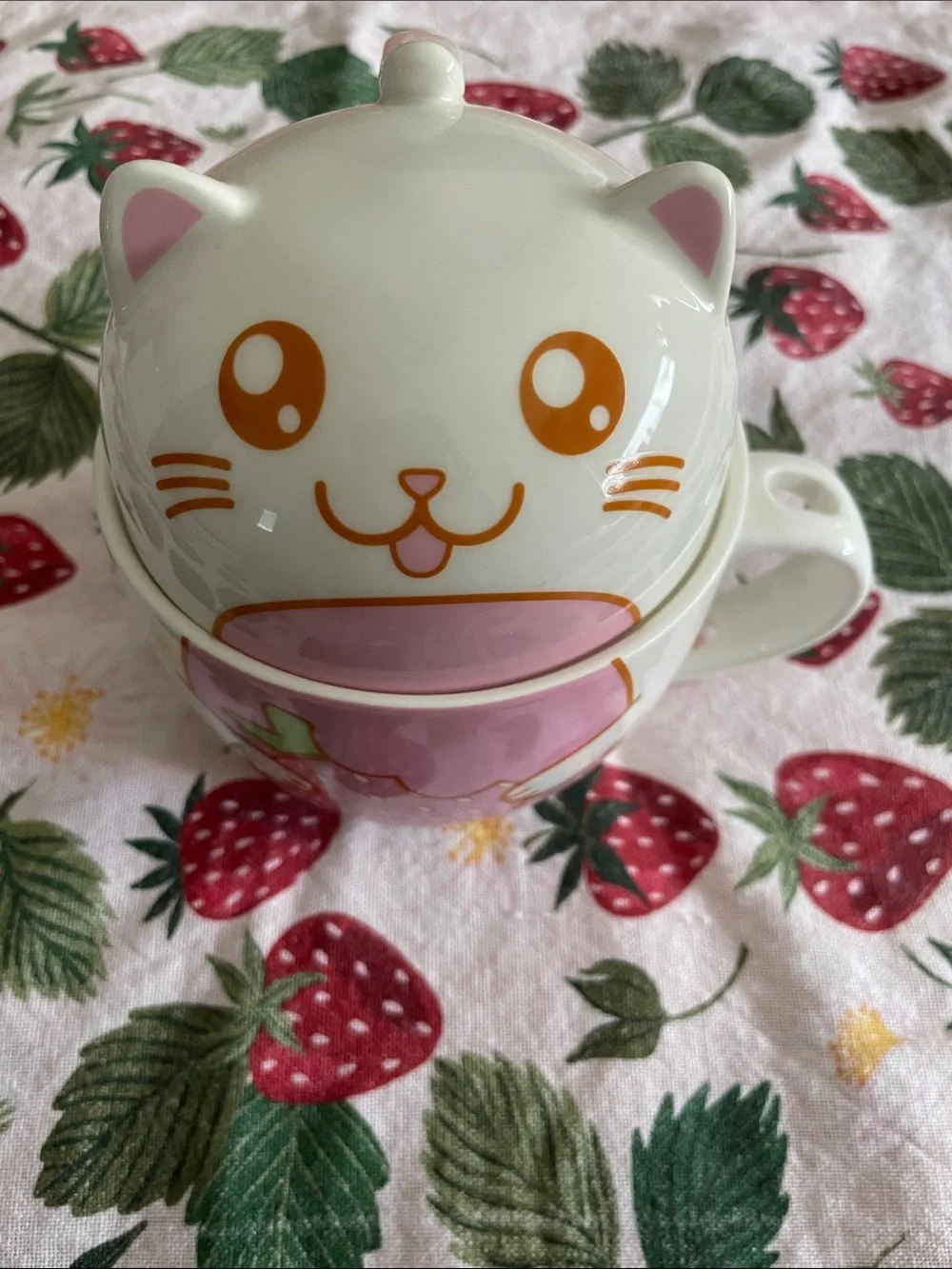 Stunned Mind Strawberry Kitty Cat Mug Pink White Kawaii Coffee Tea Cup Ceramic